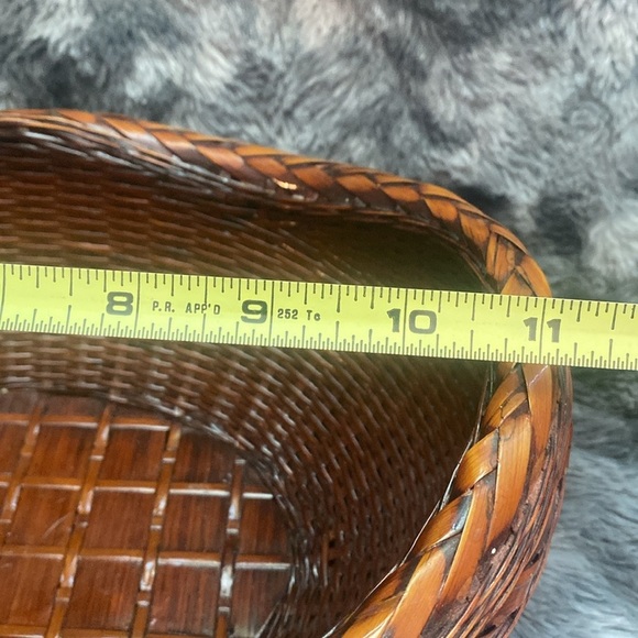 Brown Wicker Duck Basket - Picture 14 of 16